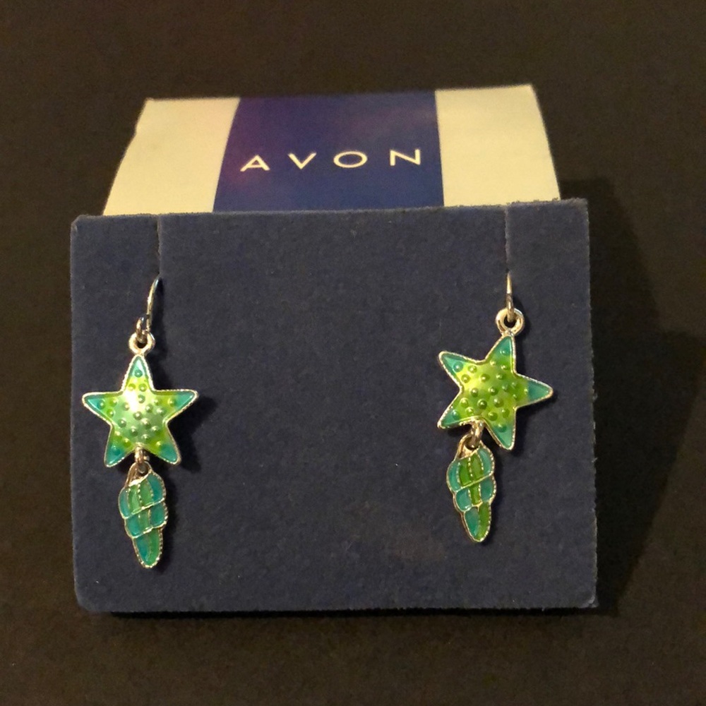 NWOT, Vintage Avon starfish/shell pierced earrings